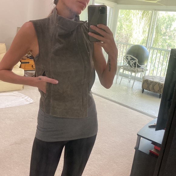 Veda olive distressed leather vest - Picture 4 of 6